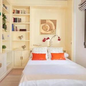 Apartment En Centro Ciudad Con Vistas Al Mar, Malaga